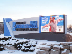 Austin Straubel International Airport; 10mm, 4'5" x 7'3", Ashwaubenon, WI